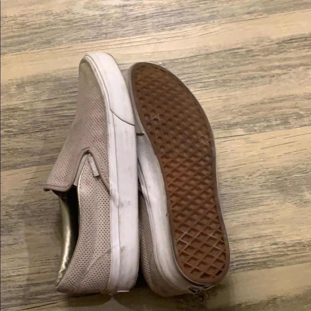 Vans - Picture 4 of 4